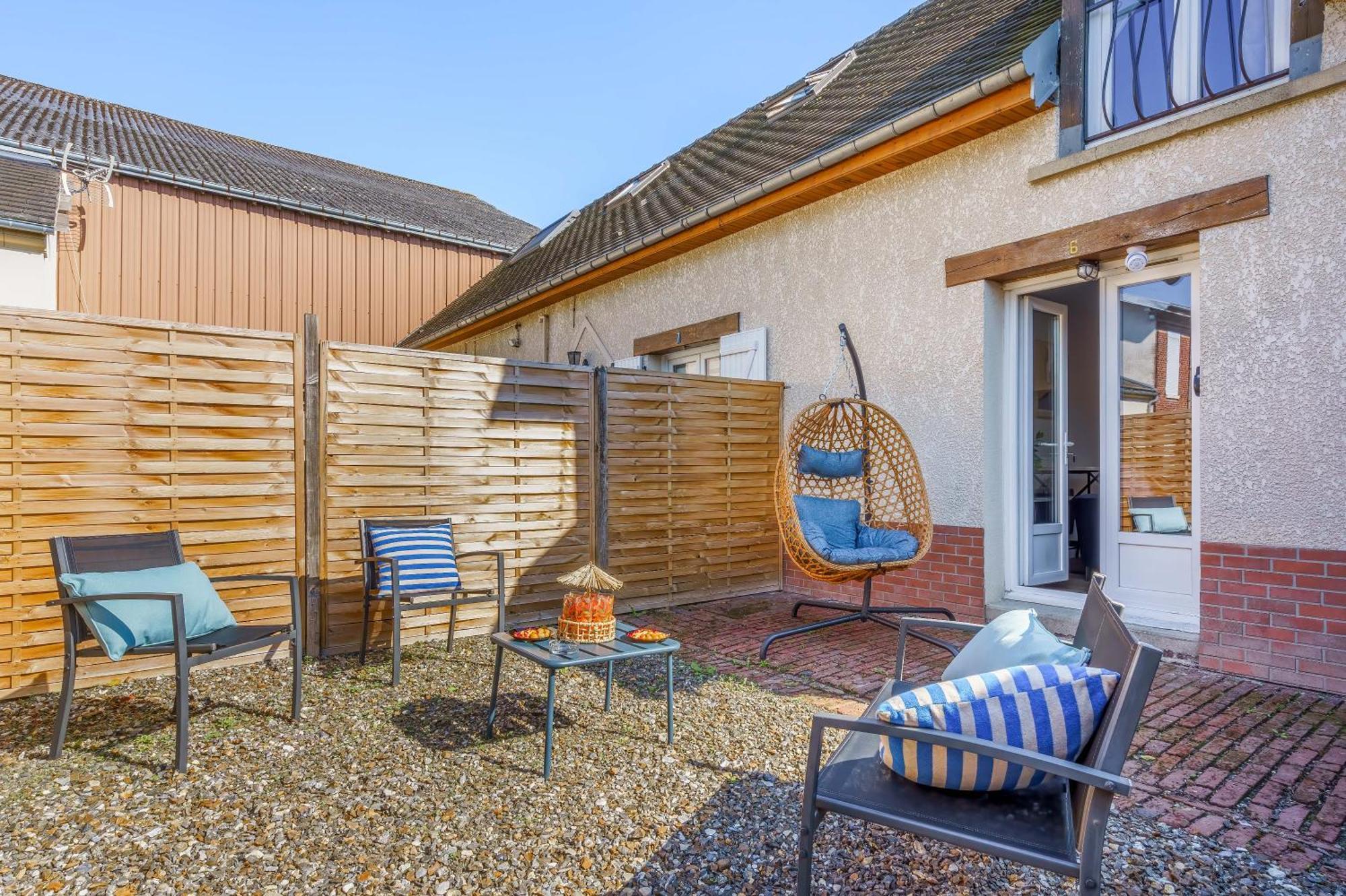 Maisonnette Bleu Horizon Avec Jardin - 2Min Gare - Serenito Homes Saint-Just-en-Chaussee Eksteriør bilde